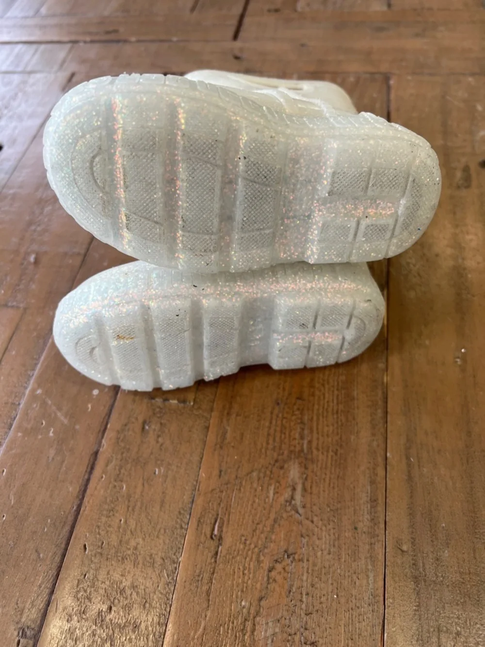 UGG iridescent sparkle pull on Waterproof rain boots little girls 6